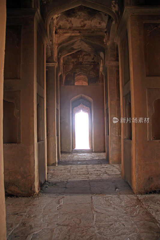 印度:奥尔恰宫(Jahangir Mahal)